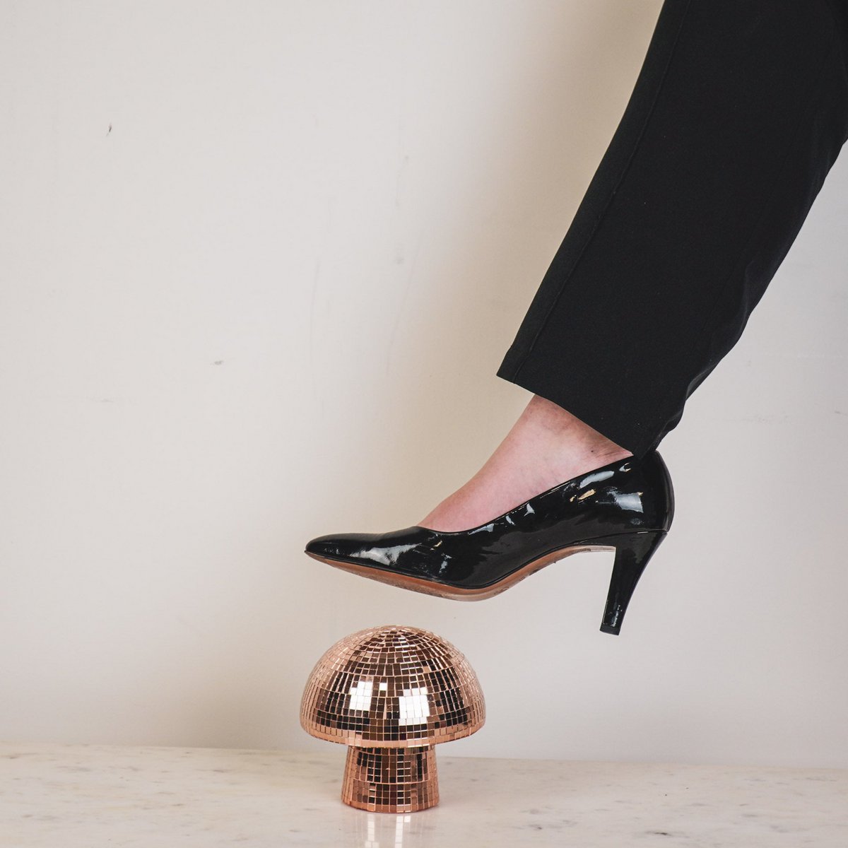 Ornament - Disco -Mushroom - Glass - Rose Gold- 14x14x14cm