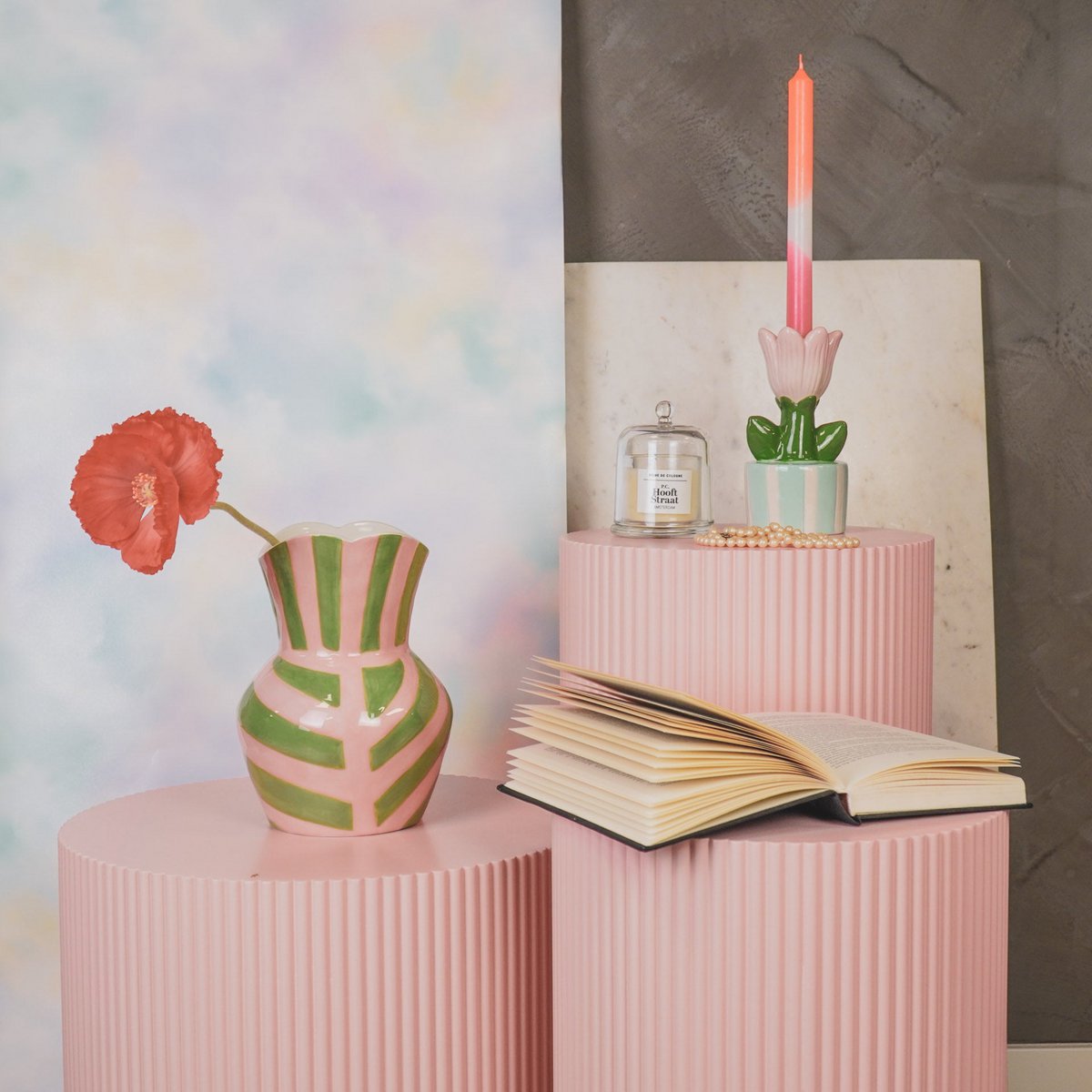 VASE-STRIKS-steengoed -groen/ roze- 16x16x22cm