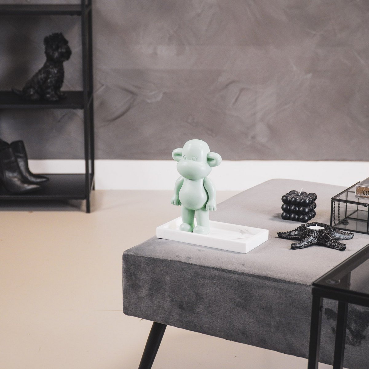 Ornament - Monkey Figurine 'The Legend' - Polyresin - Mintgreen - 11x7x19cm