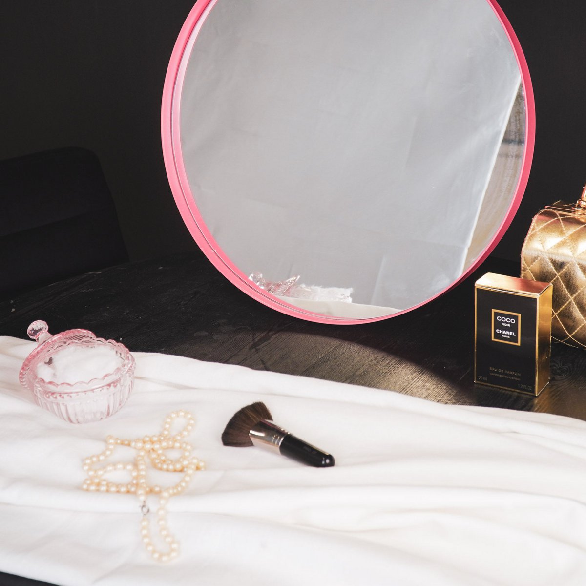 Mirror - wandspiegel rond - metaal - roze - Ø60cm