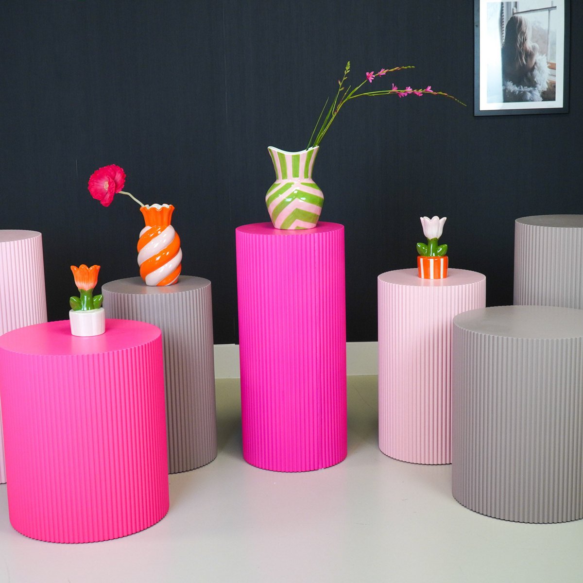 Bijzettafel / pilaar -cilinder - MDF - neon roze - 30x54cm