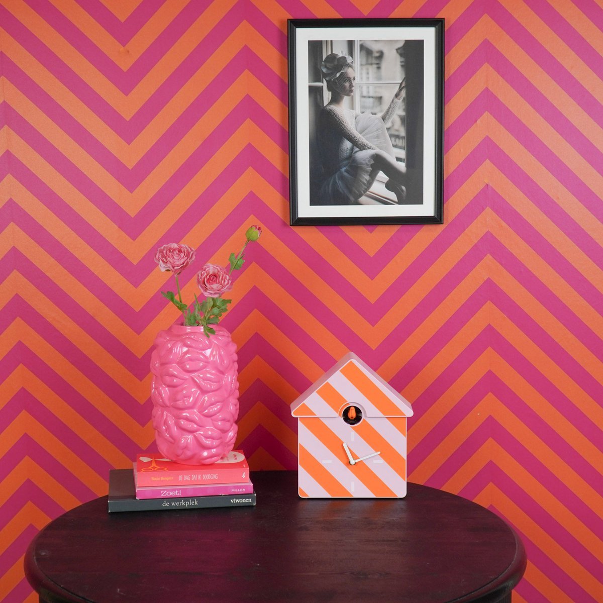 Klok koekoek patroon- oranje/ roze- 24x27x9cm