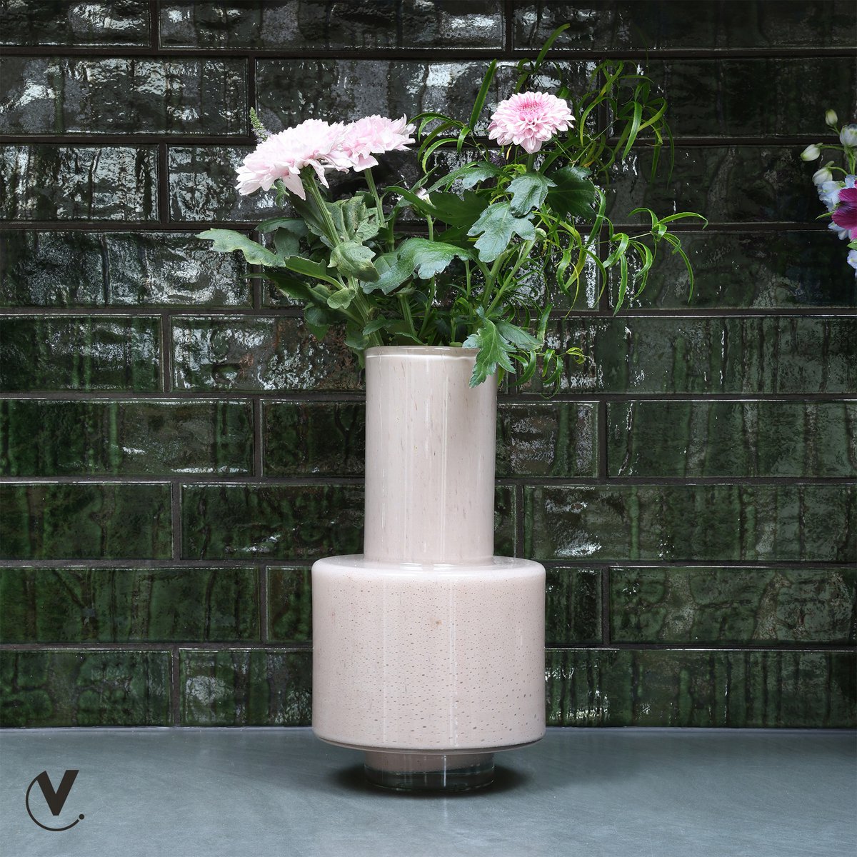 Vaas - Volta Elite ivory